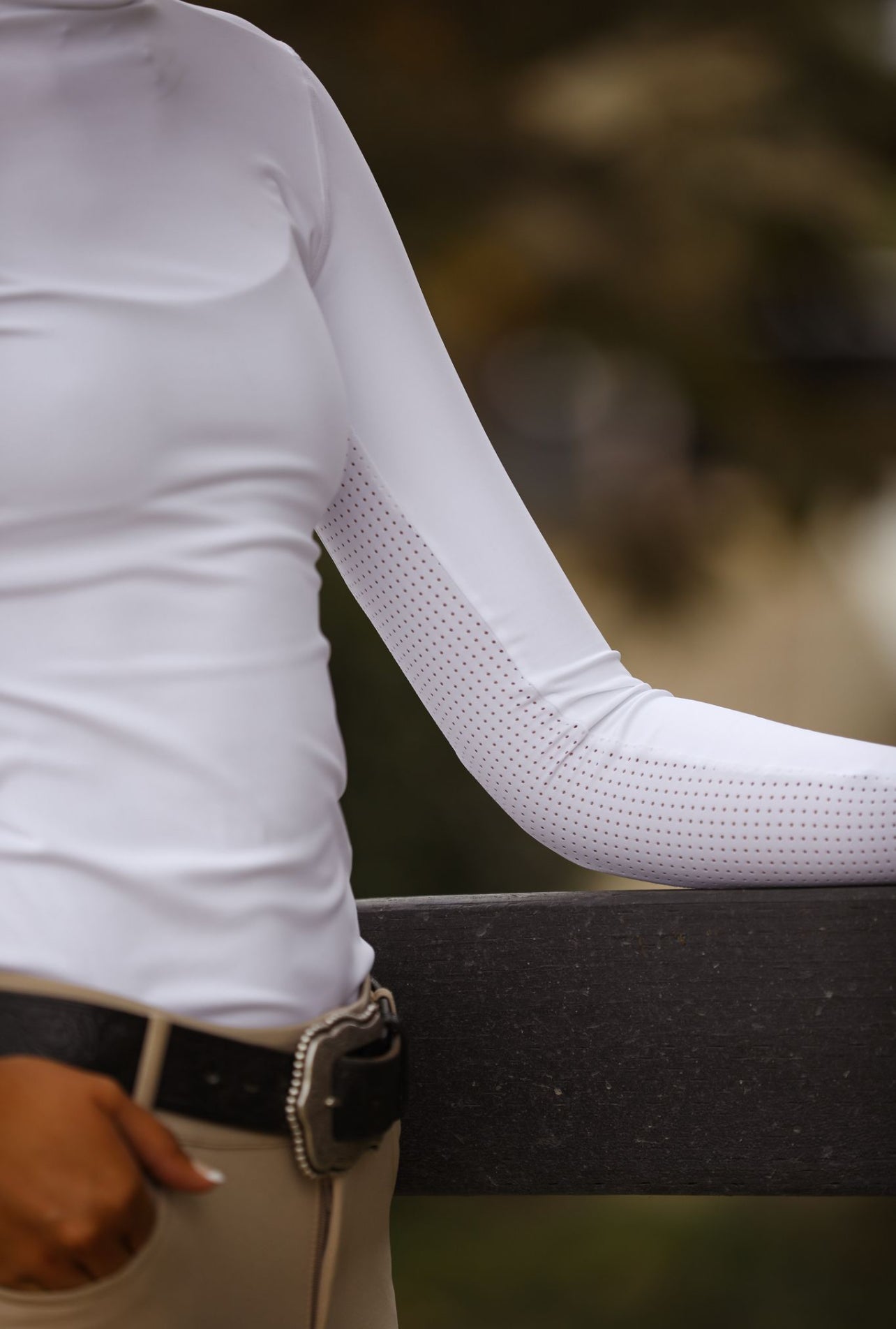 The Cielo Mock Neck: White
